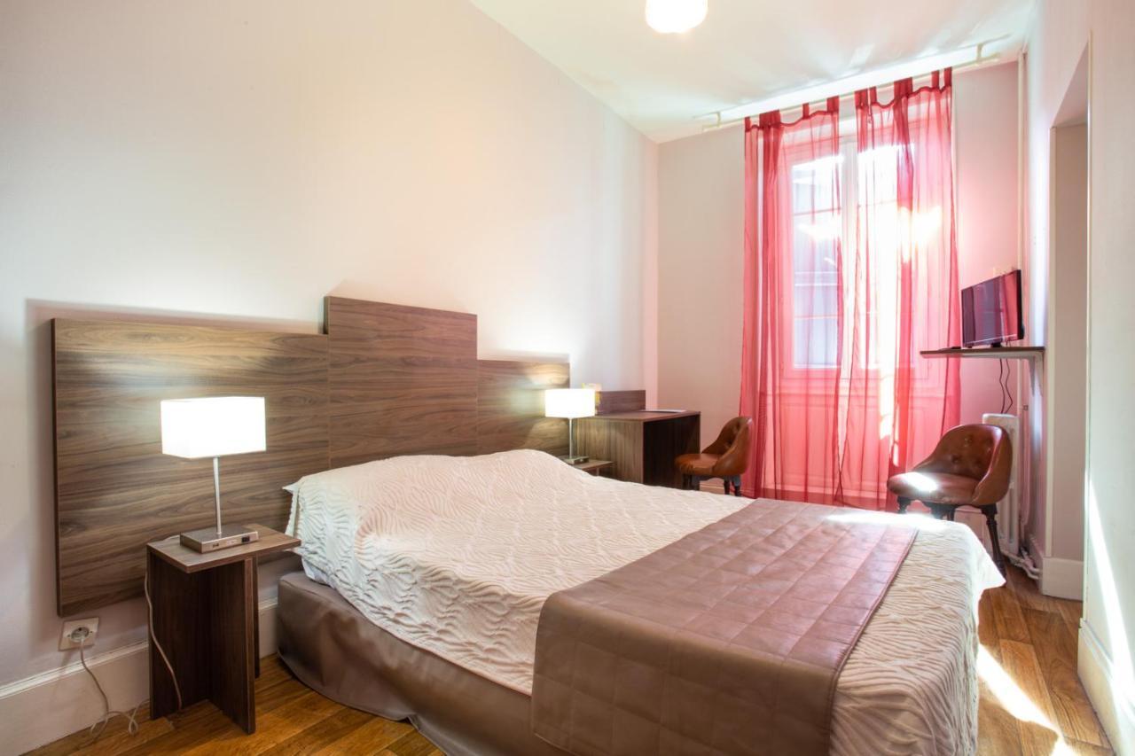 Logis Hotels - Hotel Le Boulevard Mazamet Luaran gambar